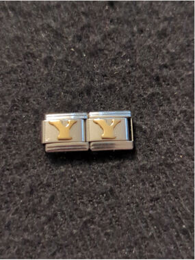 Vintage D'linQ Letter Y Initial 9mm Italian Charm Bracelet Charms - Set Of 2